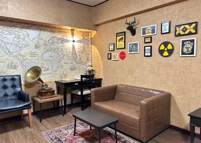 Secret Retro Vintage Building ห้องลับเรโทรในตึกวินเทจ アパート *